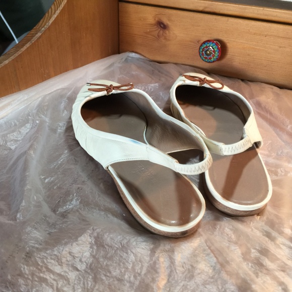 HERMES OFF-WHITE LEATHER MULES FLATS SLINGBACKS 36-6 ITALY ANKLE-STRAP BROWN - Picture 4 of 9